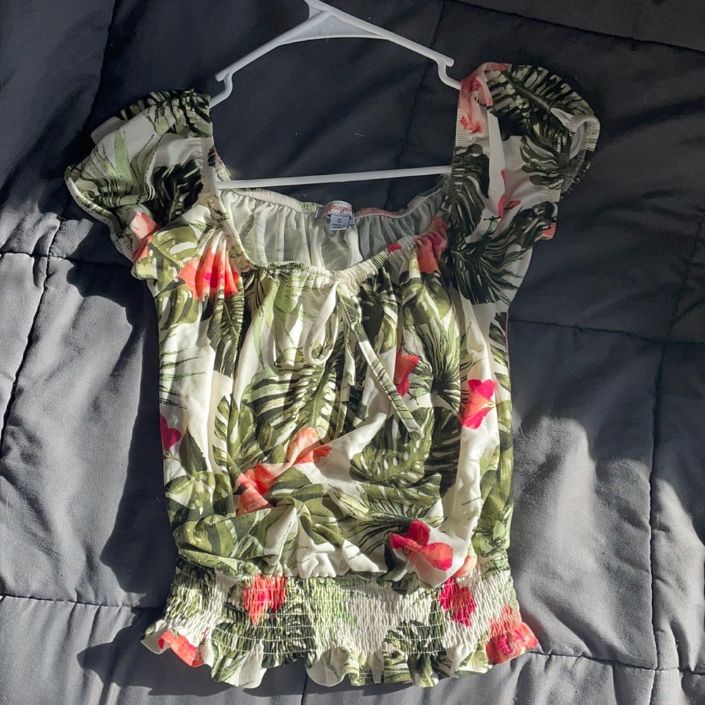 Tropical Print Ruffles Blouse Tee